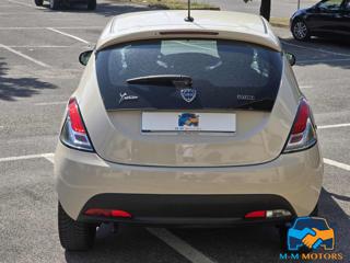 LANCIA Ypsilon usata, con ESP