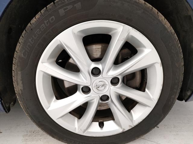 OPEL Corsa usata, con MP3