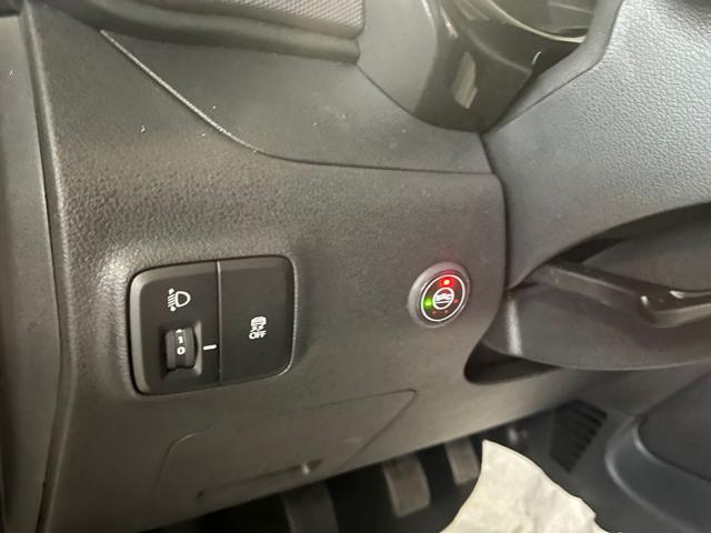 HYUNDAI i10 usata, con Chiusura centralizzata