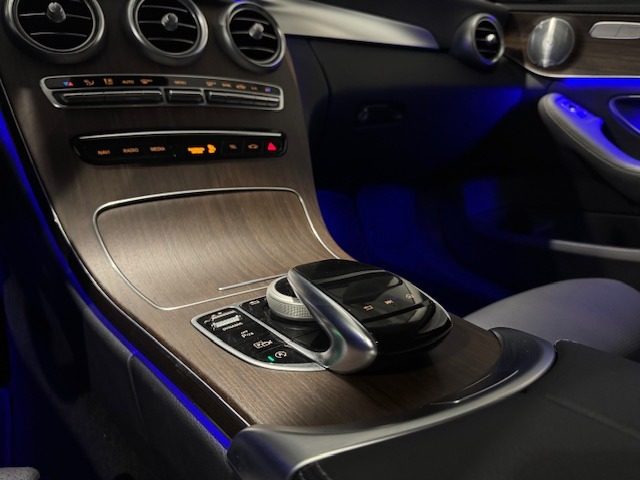 MERCEDES-BENZ C 220 usata, con Regolazione elettrica sedili