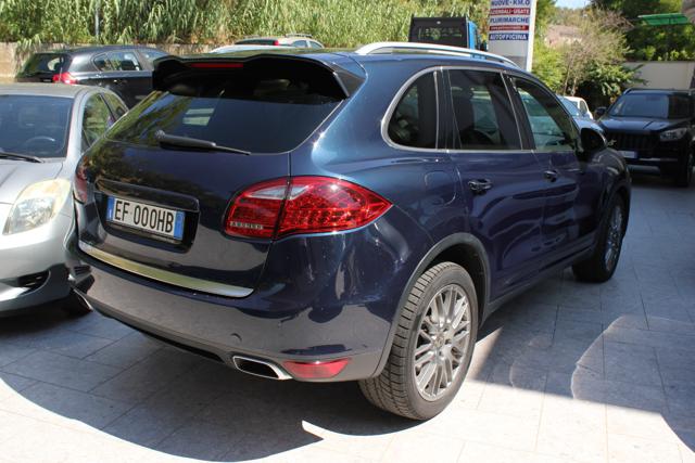 PORSCHE Cayenne usata, con Autoradio