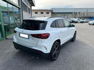 MERCEDES-BENZ GLA 180 usata, con Autoradio