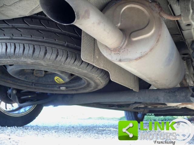 FORD Tourneo Courier usata, con MP3