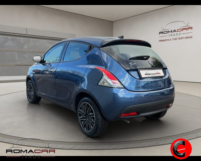 LANCIA Ypsilon usata, con ESP