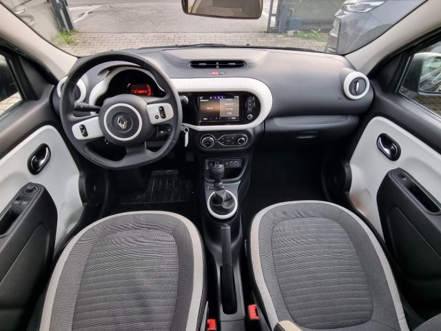 RENAULT Twingo usata, con Autoradio digitale