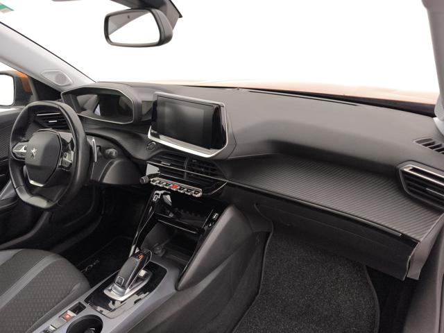 PEUGEOT 2008 usata, con Sensore di pioggia