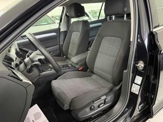 VOLKSWAGEN Passat Variant usata, con Sensori di parcheggio anteriori