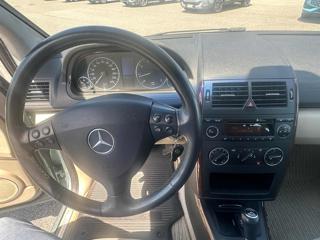 MERCEDES-BENZ A 150 usata 16