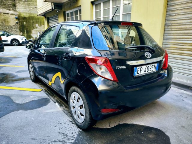 TOYOTA Yaris usata, con Airbag Passeggero