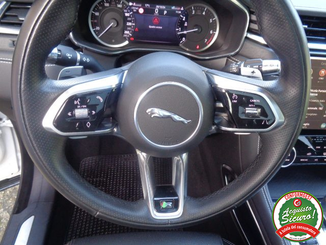 JAGUAR F-Pace usata, con ESP