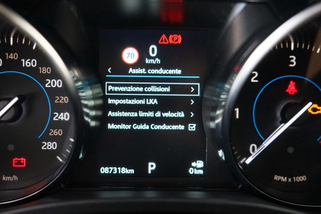 JAGUAR F-Pace usata, con Climatizzatore automatico, 2 zone