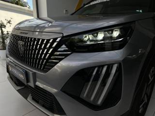 PEUGEOT 2008 usata, con Autoradio