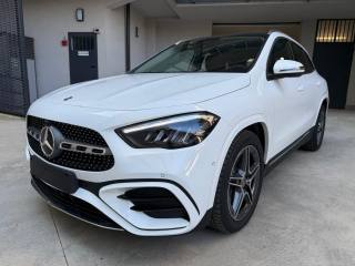 MERCEDES-BENZ GLA 180 Automatic AMG Line Premium