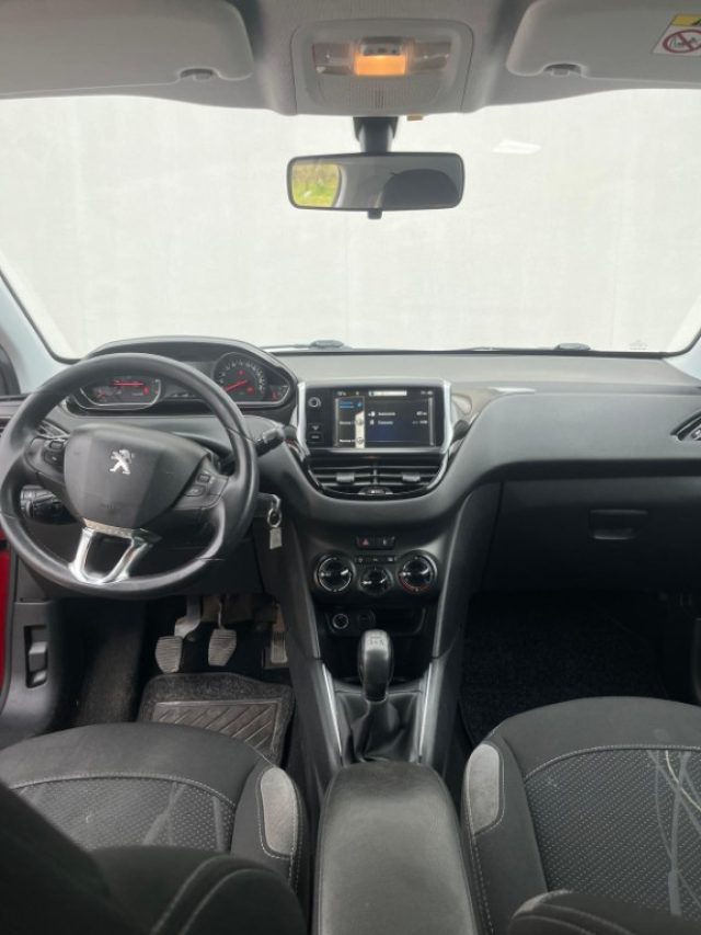 PEUGEOT 208 usata, con Airbag testa