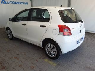 TOYOTA Yaris usata, con ESP