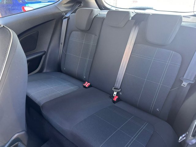 FORD Fiesta usata, con USB