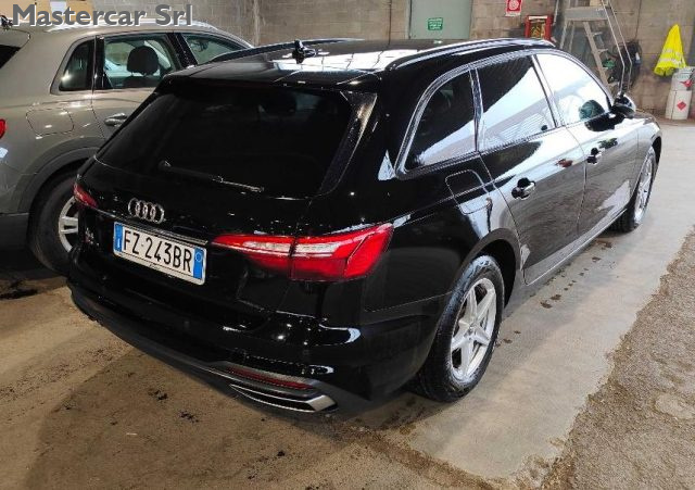 AUDI A4 usata, con Airbag Passeggero