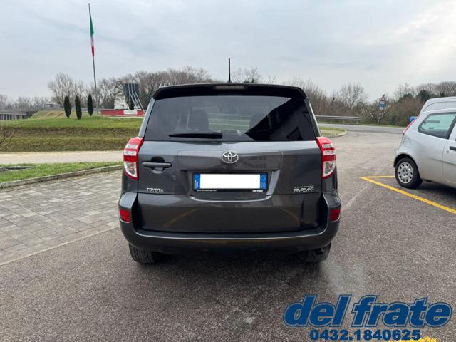 TOYOTA RAV 4 usata, con Alzacristalli elettrici