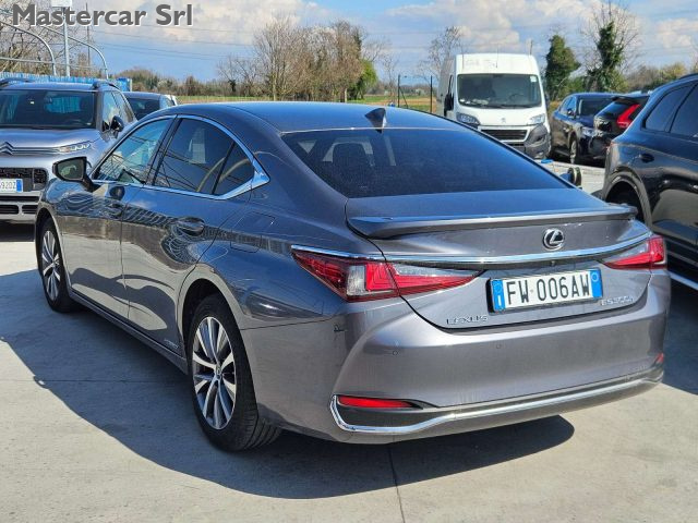 LEXUS ES 300 usata, con Alzacristalli elettrici