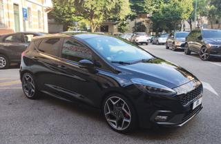 FORD Fiesta usata, con Autoradio
