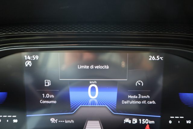 VOLKSWAGEN Taigo usata, con Fari direzionali