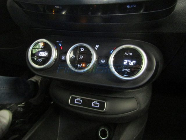 FIAT 500X usata, con USB