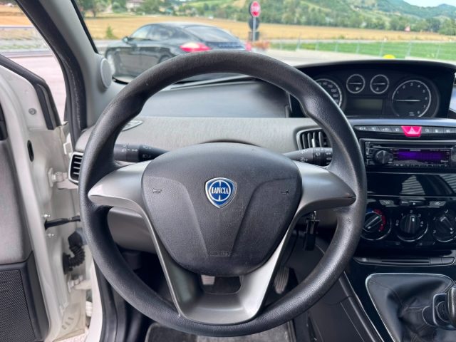 LANCIA Ypsilon usata, con Sedile posteriore sdoppiato