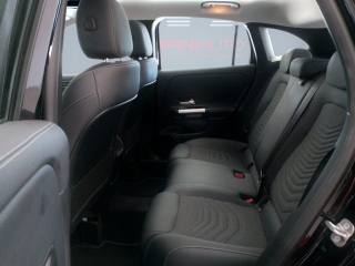 MERCEDES-BENZ GLA 180 usata 16