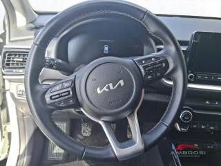 KIA Stonic usata 12