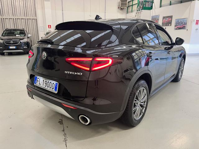 ALFA ROMEO Stelvio usata, con Airbag laterali