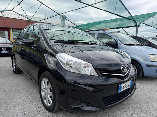TOYOTA Yaris usata, con Airbag