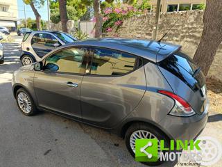 LANCIA Ypsilon usata, con MP3