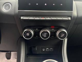 RENAULT Captur usata, con USB