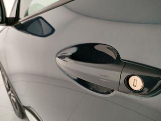 PEUGEOT 3008 usata, con Airbag