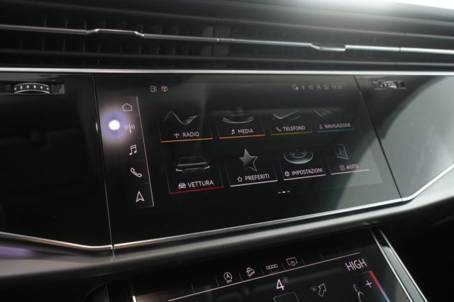 AUDI Q8 usata 16