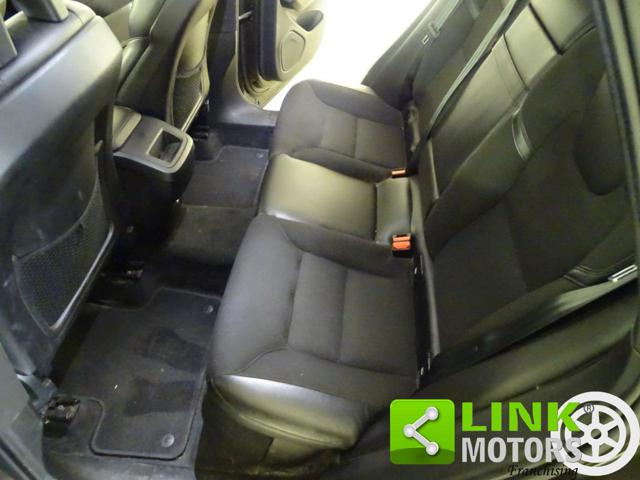 VOLVO XC60 usata, con Sistema di navigazione