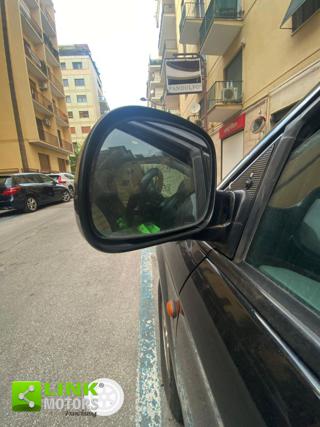 CHRYSLER Voyager usata, con Park Distance Control