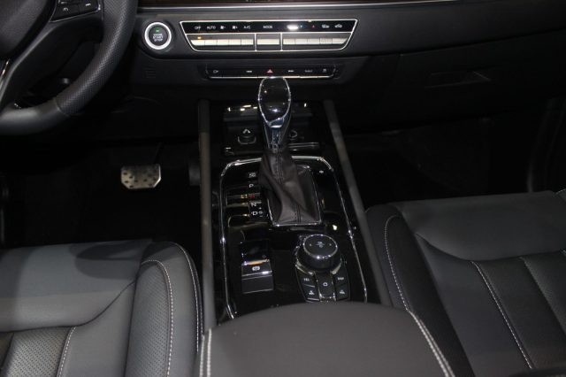 DFSK Glory 580 usata, con Park Distance Control