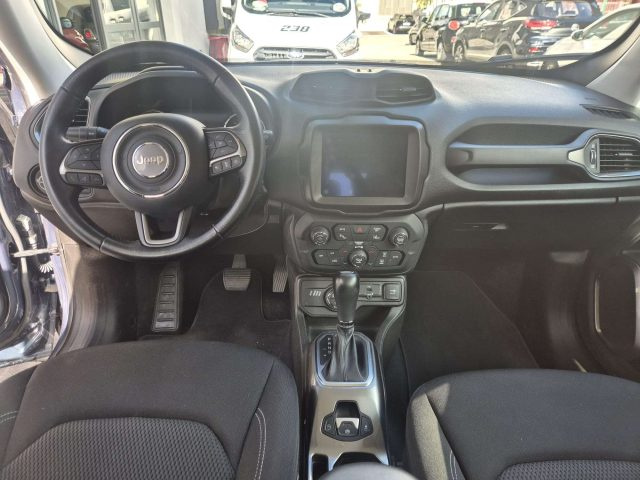 JEEP Renegade usata, con USB