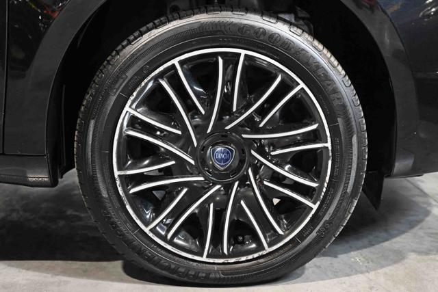 LANCIA Ypsilon usata, con Controllo trazione