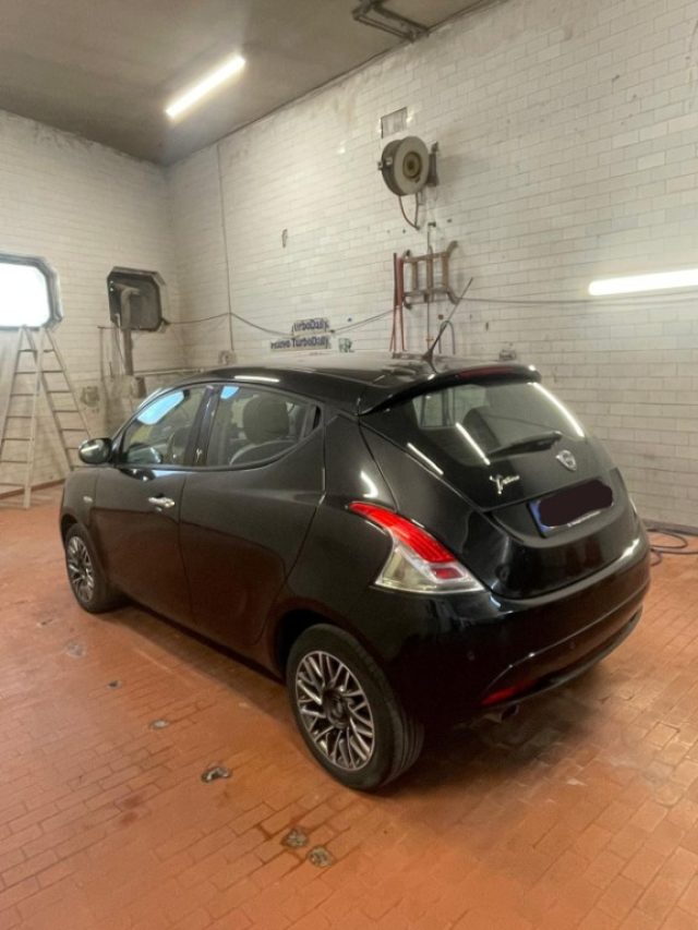 LANCIA Ypsilon usata, con Sedile posteriore sdoppiato