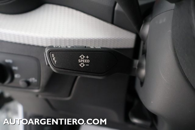 AUDI Q2 usata, con Park Distance Control