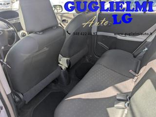 TOYOTA Yaris usata, con Apple CarPlay