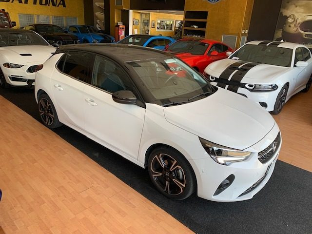 OPEL Corsa usata, con Autoradio