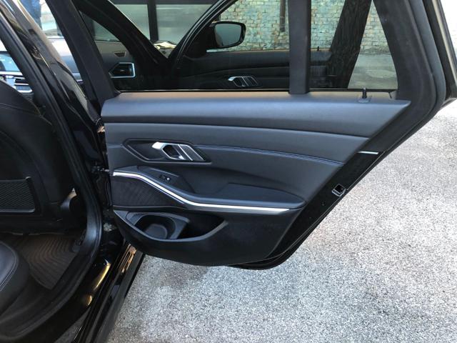 BMW 330 usata, con Sistema di navigazione