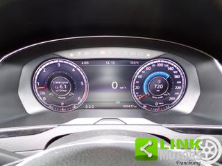 VOLKSWAGEN Passat usata, con Monitoraggio pressione pneumatici