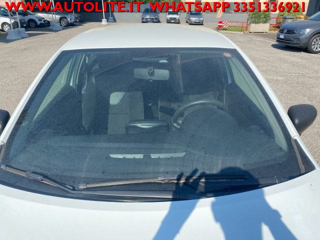 RENAULT Clio usata, con Monitoraggio pressione pneumatici