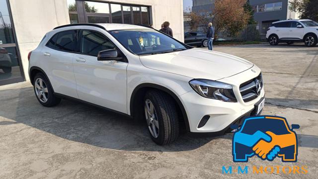 MERCEDES-BENZ GLA 200 usata, con Climatizzatore