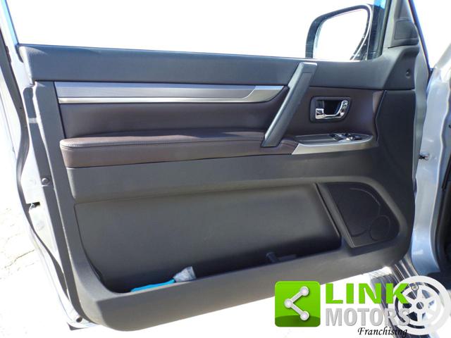 MITSUBISHI Pajero usata, con Filtro antiparticolato