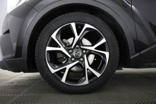 TOYOTA C-HR usata 8